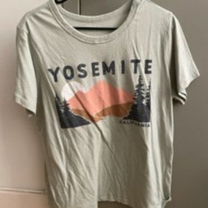 Yosemite graphic tee